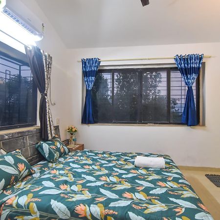 Nature Villa, Dukes Den Khandala エクステリア 写真