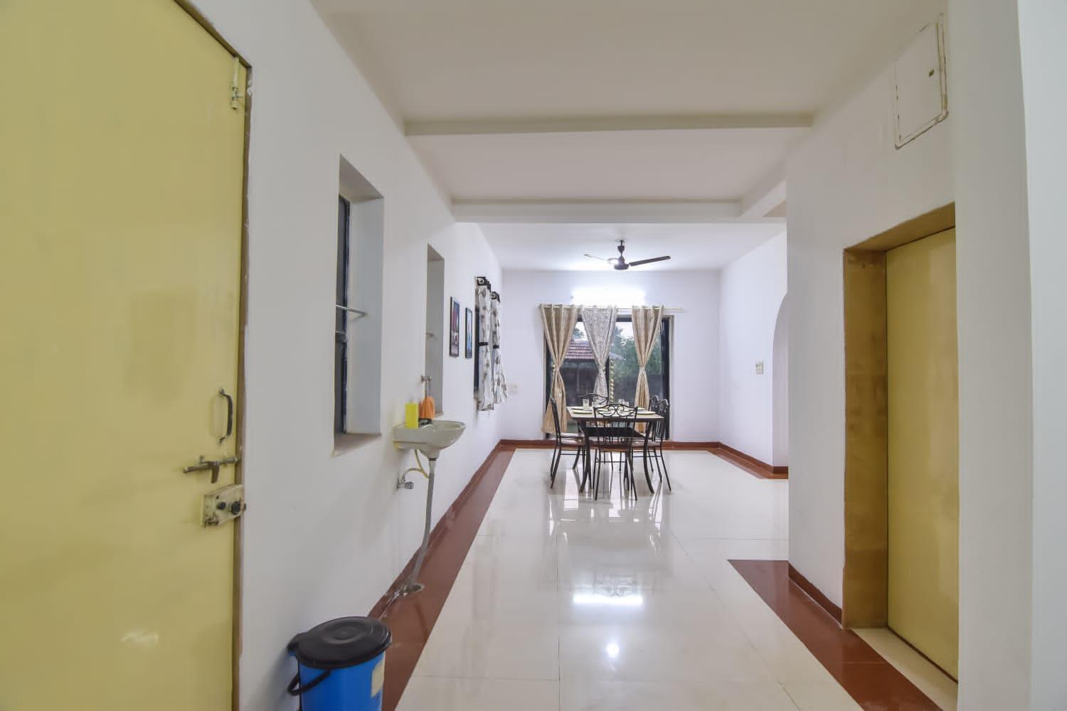 Nature Villa, Dukes Den Khandala エクステリア 写真