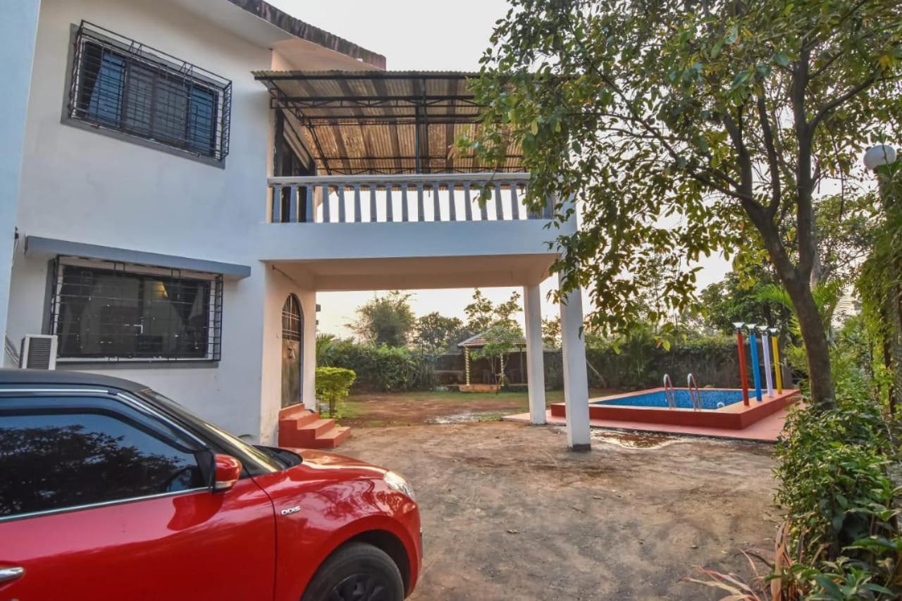 Nature Villa, Dukes Den Khandala エクステリア 写真
