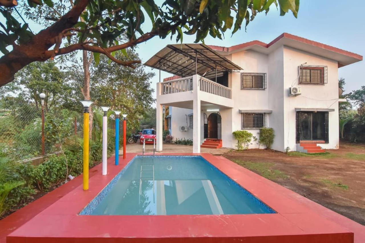 Nature Villa, Dukes Den Khandala エクステリア 写真